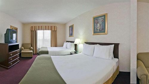 Express & Brookville, An Ihg 2*