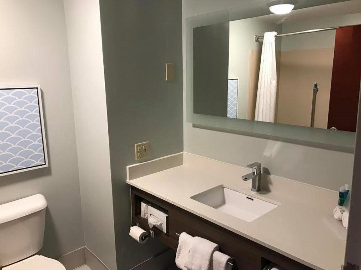 Express & Brookville, An Ihg