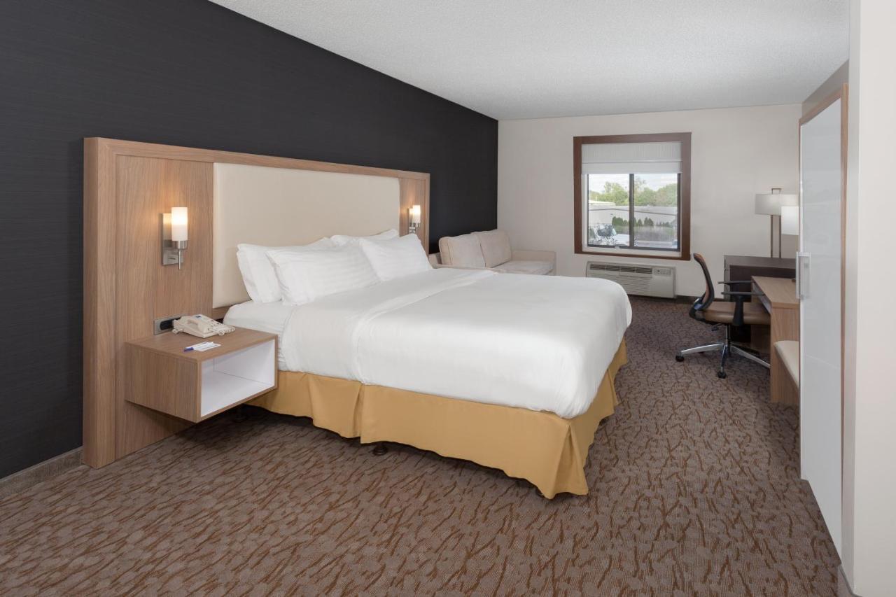 Express & Brookville, An Ihg Brookville